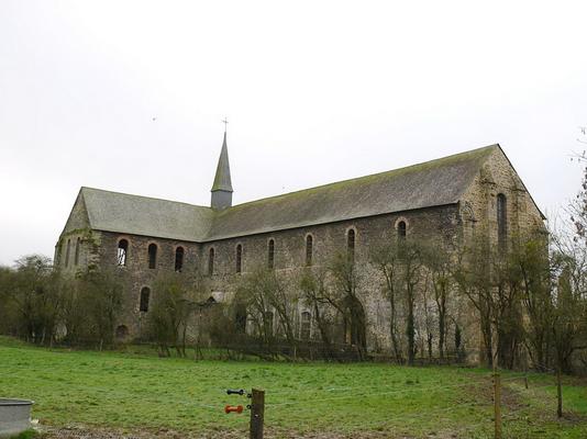153-Simon_de_l_Ouest-Abbaye_de_Clermont_vue_generale_de_l_abbatiale_cote_nord.JPG