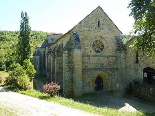 150-Chris06-1024px-Abbaye_de_Beaulieu-en-Rouergue__2_.jpg