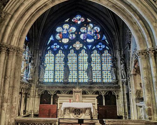 201-Zairon_-_Saint-Pierre-de-Curtille_Abbatiale_d_Hautecombe_Interieur_Chapelle_Vitraux.jpg