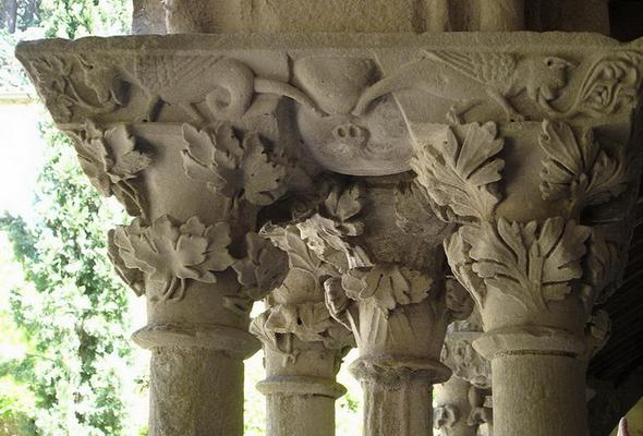 357---Pinpin-France-Aude-Abbaye_de_Villelongue-Details_chapiteaux.jpg
