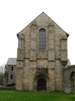 157-Simon_de_l_Ouest-Abbaye_de_Clermont_portail_de_l_abbatiale.JPG